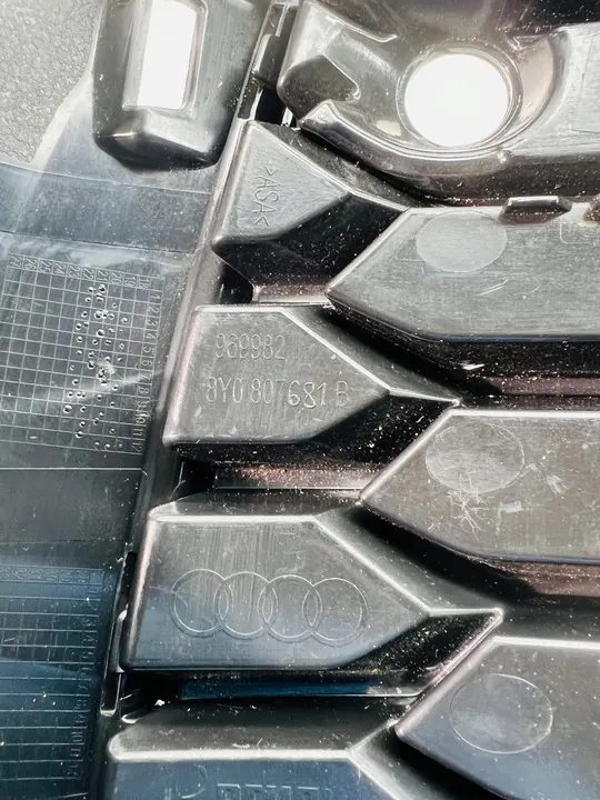 AUDI A3 8Y S-LINE Griglia Paraurti Anteriore Sinistra image 4