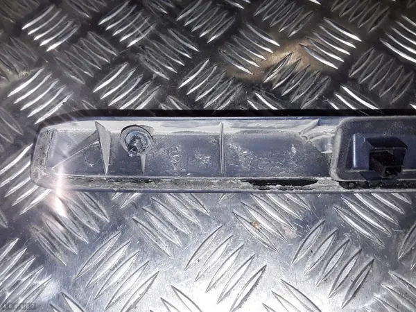 Luz da placa traseira Audi A8 OEM 4E0827576 image 6