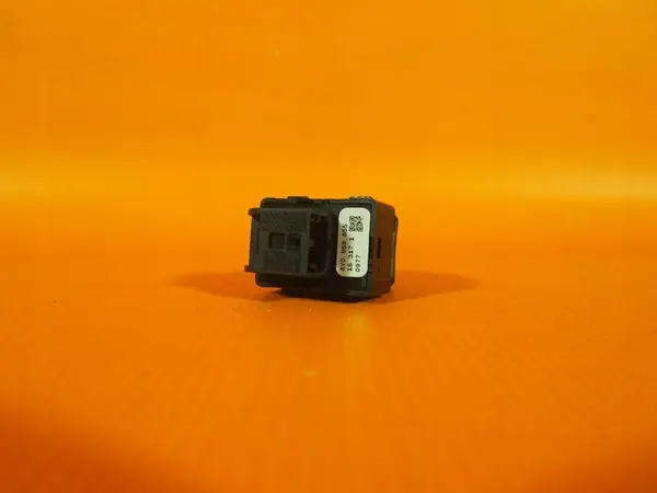 Audi A3 8V Raam Bedieningspanelen Set 8v0959851 8v0959855 image 9