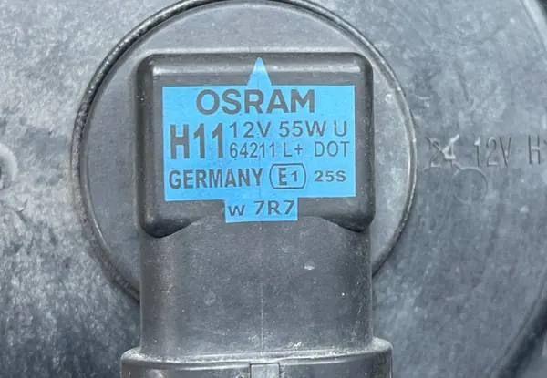 Farol Halogéneo Dianteiro Direito VW Caddy III OEM 2K5941662B image 5