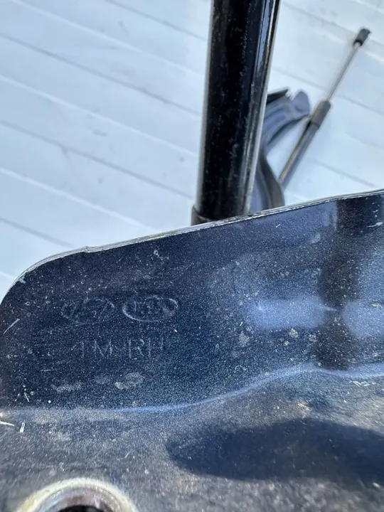 HYUNDAI SANTA FE IV Bisagras del Capó 81161-S1000 image 2