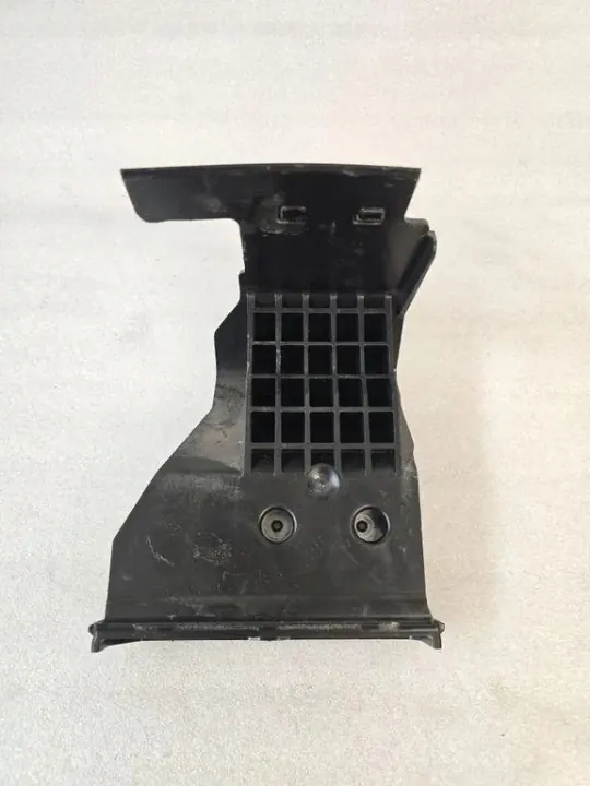 Volvo XC40 batterihållare OEM 32132861 - Begagnad image 3