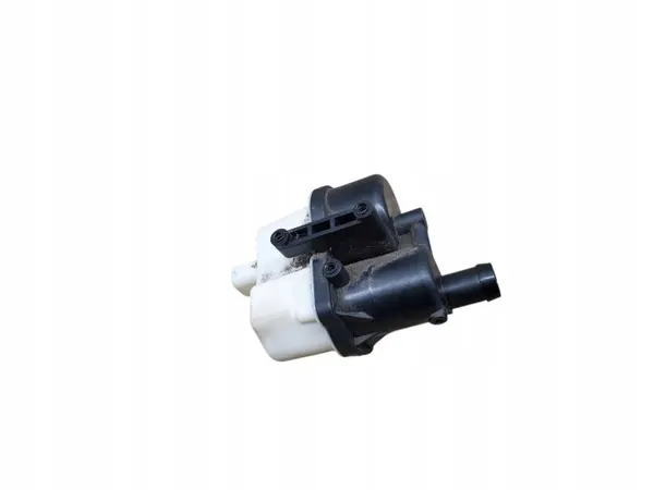 Audi Q5 SQ5 2019 Kolfilter OEM 7L0906243A image 2