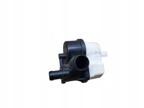 Audi Q5 SQ5 2019 Kolfilter OEM 7L0906243A image 6
