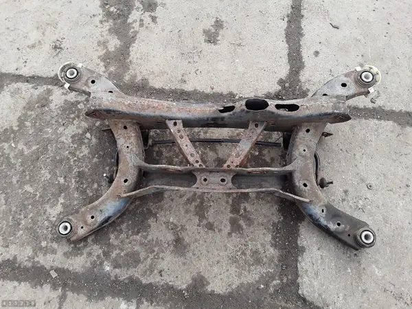 Mazda 6 Hilfsrahmen OEM AM-453236 - Gebraucht image 3