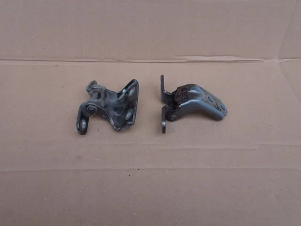 Kia Ceed II Voor Linker Deurscharnier OEM Marwoj881..427 image 2