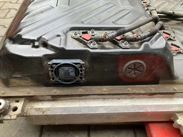 Mercedes-Benz Akku OEM A2433400703 188Ah Käytetty image 7