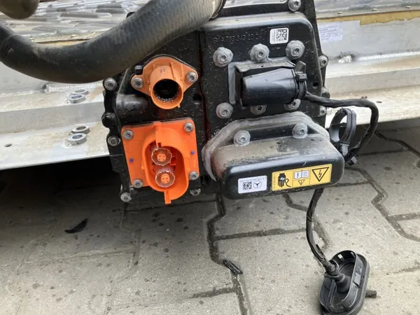 Mercedes-Benz Akku OEM A2433400703 188Ah Käytetty image 9