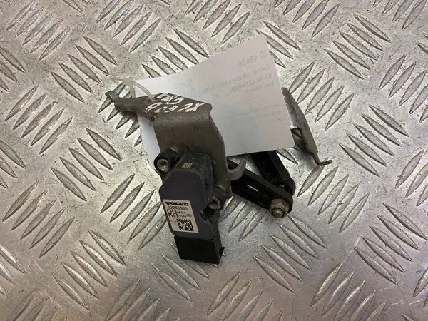 Volvo OE 32246988 Bakluftfjädringsnivåsensor image 5