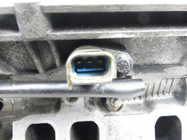 OEM 6C1Q-6090-AE Cylinderhuvud för 2.2D Motor image 6