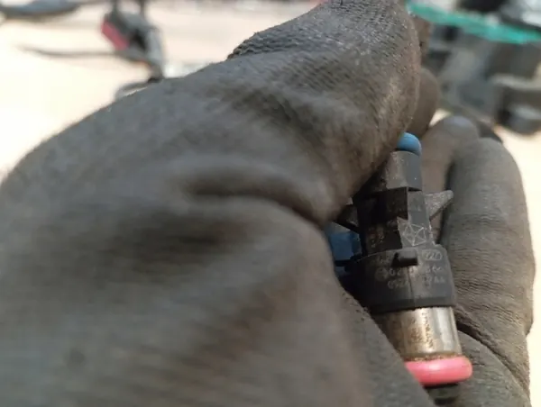 CHRYSLER PACIFICA 17- 3.6 Iniettore di carburante OEM 05281427AA image 10