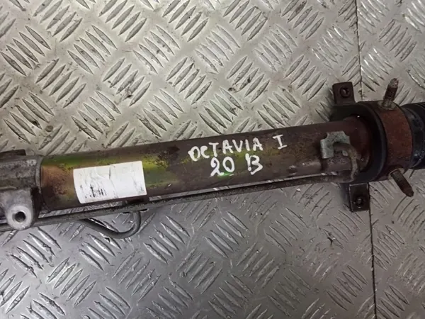 MAGLOWNICA SKODA OCTAVIA I 2.0 - Gebruikt Skoda OE onderdeel image 3