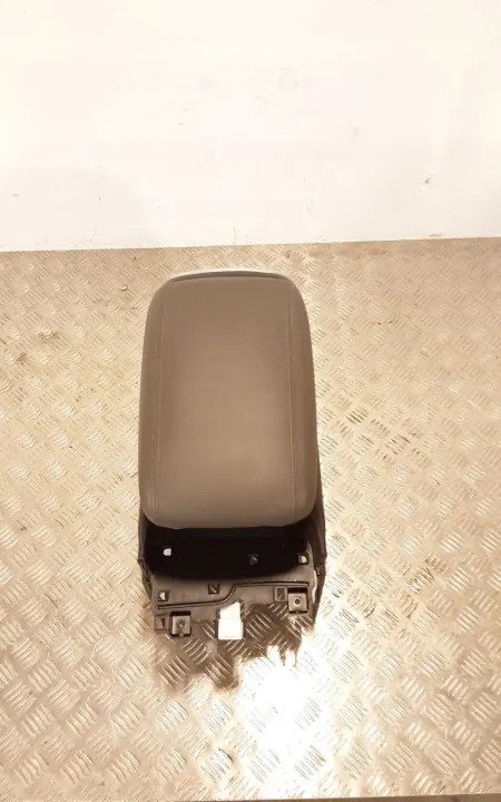 Accoudoir console Hyundai Santa Fe OEM FOB27910 image 2
