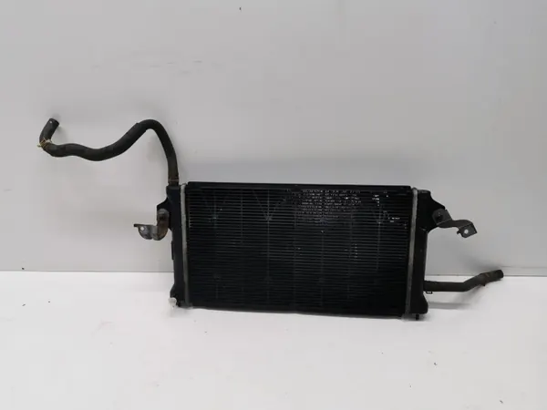 Radiateur d'eau Mitsubishi OE OEM - État utilisé image 2