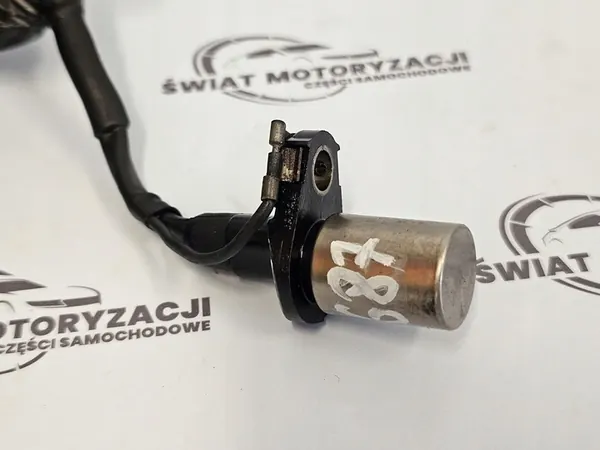 Lexus GS300 Vevaxelpositionssensor 90919-05023 image 3