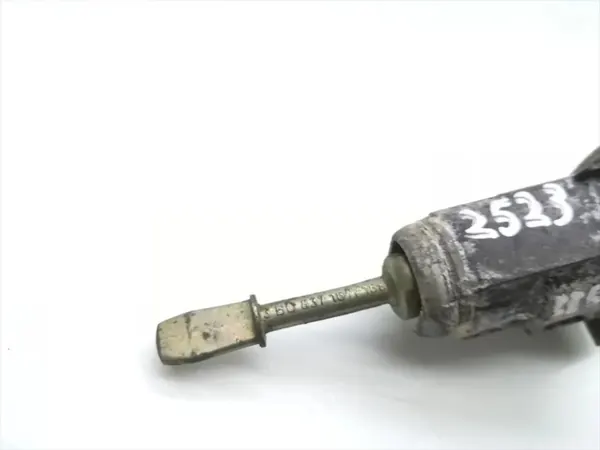 VW Passat Türschloss vorne 1999 Kombi 4/5dr OEM 3B0837167 image 5