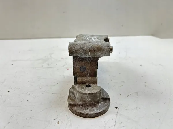 Jaguar XK Alternatorriemspanner OEM 3W433C631BC image 5