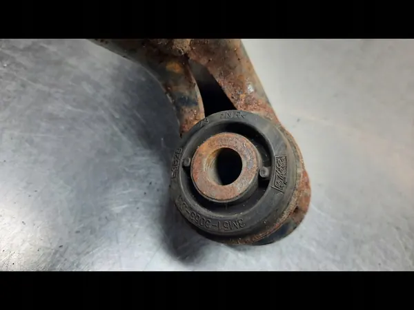 Braccio di Controllo Anteriore Destro Volvo V50 S40 C30 C70 image 6