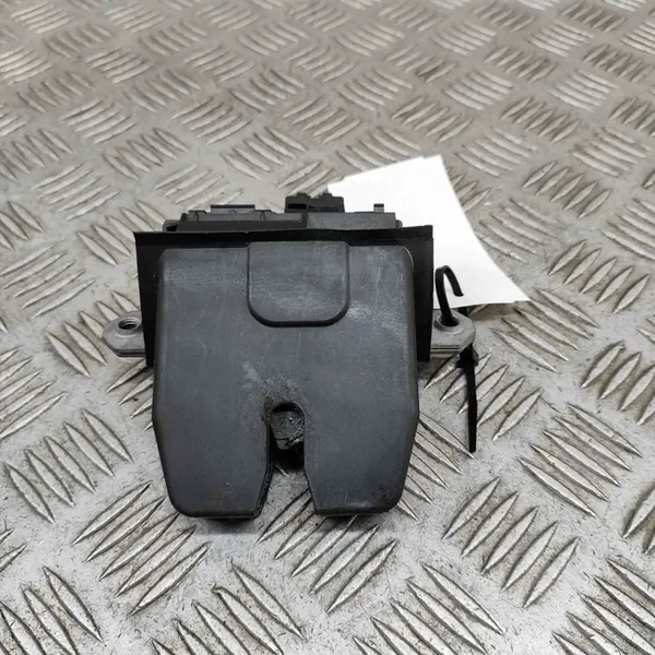 Baklucka Lås Volvo V50 2010 image 4