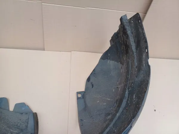 Right Front Wheel Arch Dacia Sandero II Lift 18r. OEM 638409229R image 10