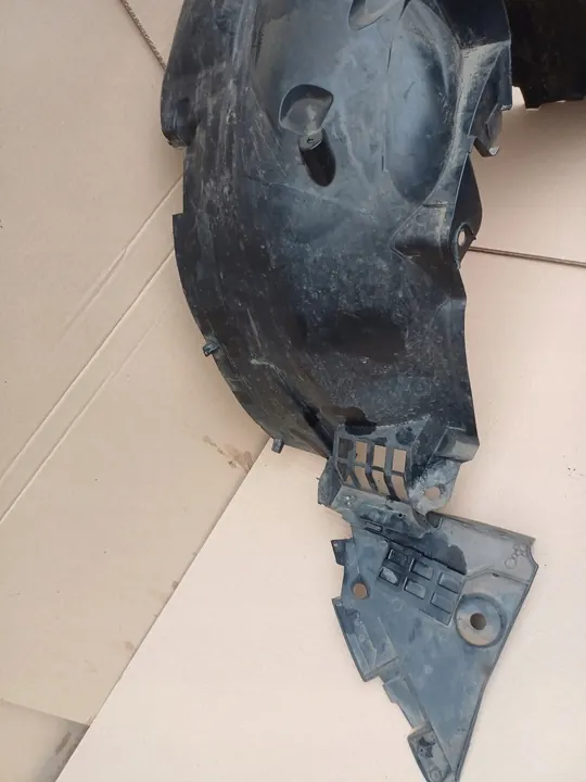 Right Front Wheel Arch Dacia Sandero II Lift 18r. OEM 638409229R image 6