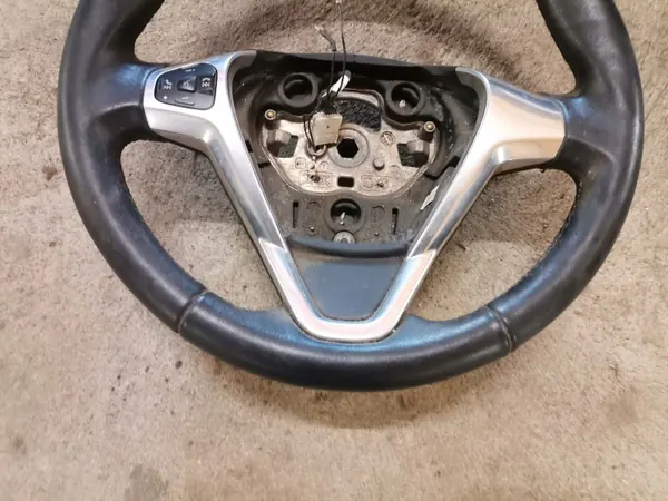Volante multifunción Ford B-Max OEM nbgfdsadfvb image 4