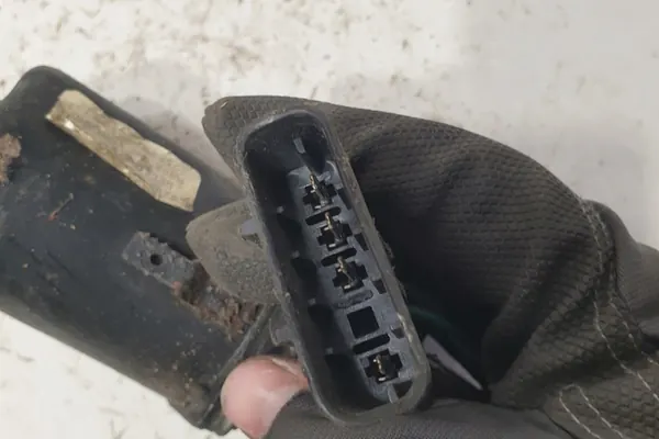 Frontscheibenwischermotor OPEL CORSA B ESTATE image 4