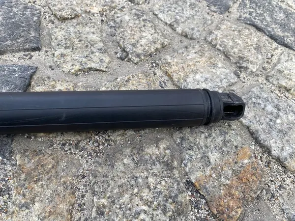 Baklucka aktuator höger SEAT ATECA OEM 575827852C image 8