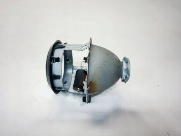 Lentille Phare Bi-Xénon OEM 16196621 pour Audi A3 8P image 3