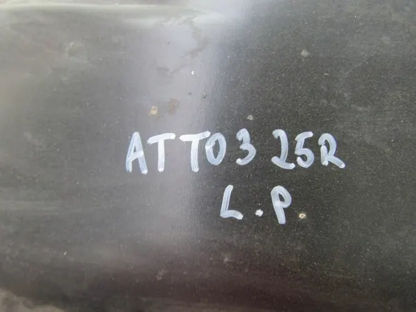 BYD ATTO 3 SC2E-3102110 Vänster Framskärm Begagnad image 8