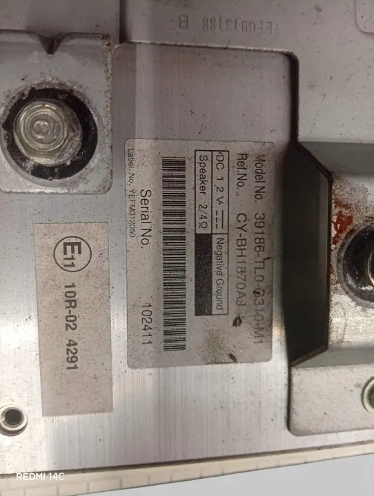 Radion vahvistin OEM 39186-TLO-G210-M1 Honda Accordille image 3