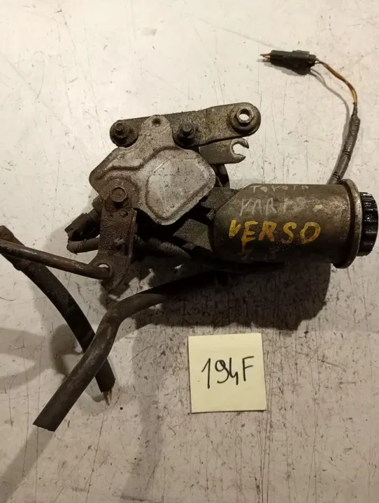 Pompe de direction assistée Toyota Yaris Verso OEM 4431052160 image 2