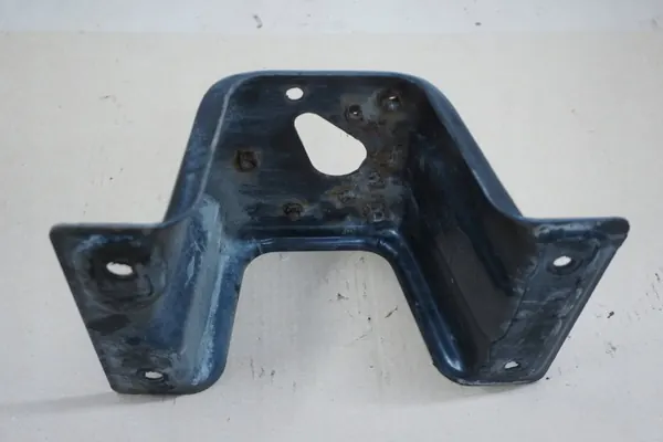 Nissan PATROL Y61 Varaupyörän Kiinnike OEM 2326 image 7