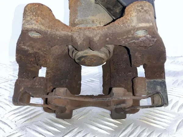 Oikea takajarrusatula AUDI A3 CABRIO 5Q0615406CK image 8