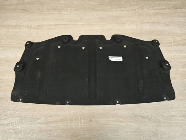 OEM 9477058 moottorin väliseinäeriste BMW G26:lle image 4