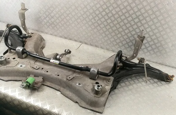 Sottoscocca anteriore Renault Captur I 13-19 1.2 TCE image 9