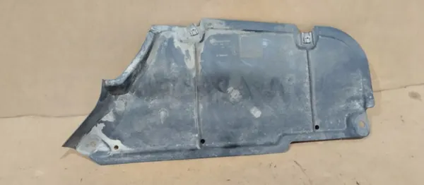 Mercedes V-klass W447 Underrede Skydd OEM A4476803504 image 2