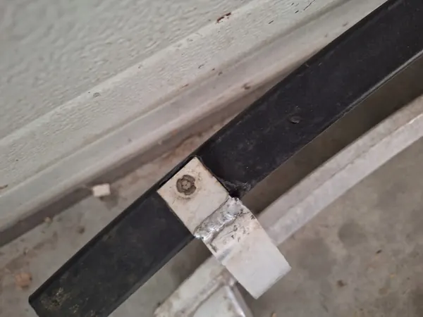 Etupalkki Hyundai Kona sähköauto image 3