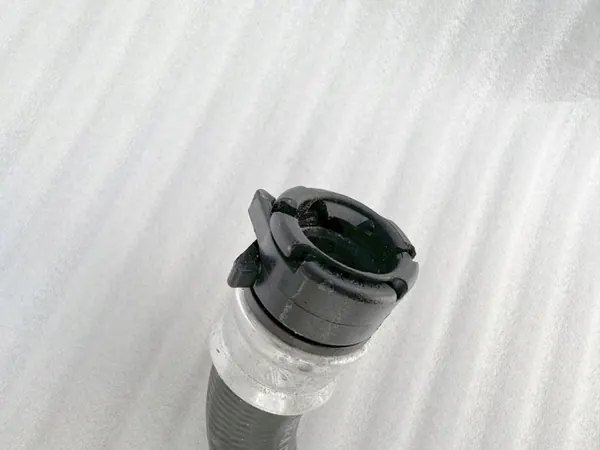 Expansion Tank 9646902580 Peugeot Citroen image 3