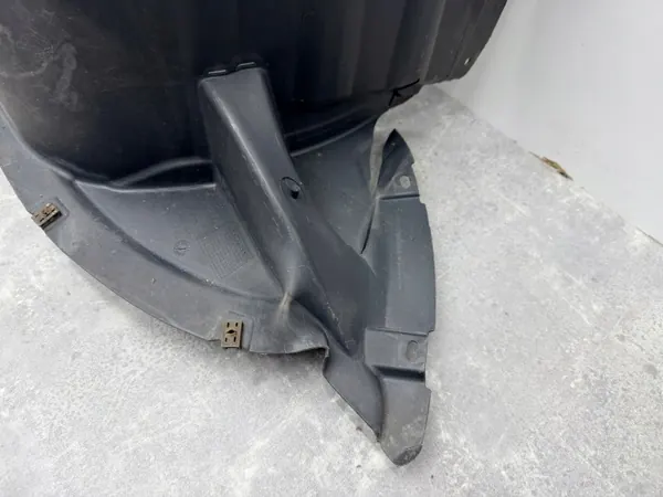 Audi A3 8V Aile Avant Gauche OEM 8V0821171 image 4