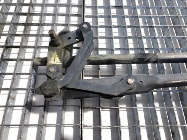 OEM LORK-1505-533351 Tuulilasinpyyhinmekanismi etu Renault Trucks image 3