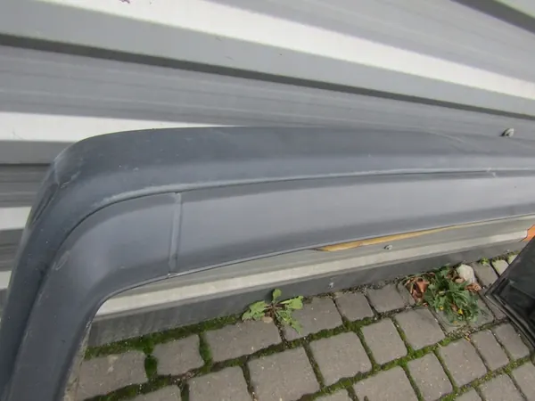 Mercedes W124 85-89 Berlina Coupé Paraurti Posteriore image 3