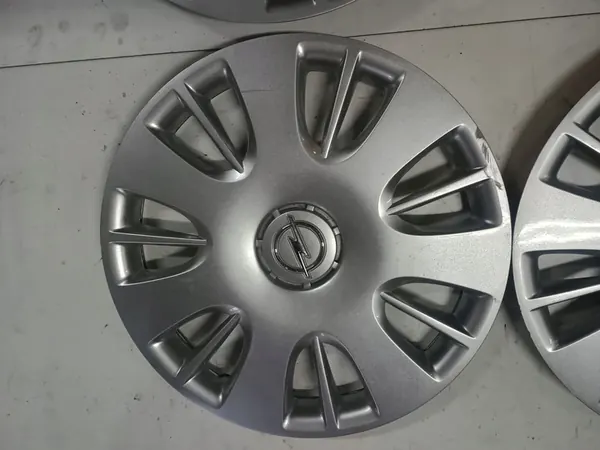 Opel Radabdeckung 15" Silber OEM image 3