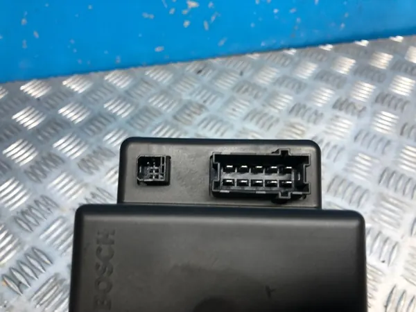 Bomba de cierre central Mercedes-Benz OEM 2208000548 image 3