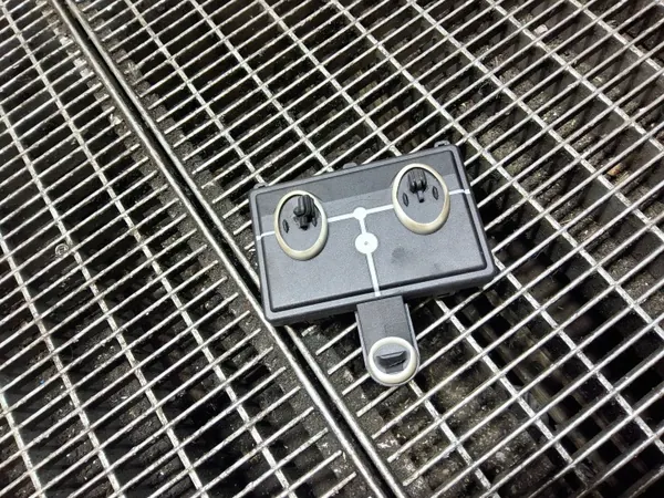 Módulo de control de puerta SEAT OEM 5Q4959592M image 3