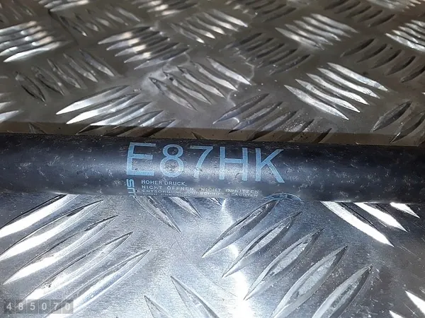 Supports de hayon arrière BMW 1 Series E81 2006 E87HK image 2