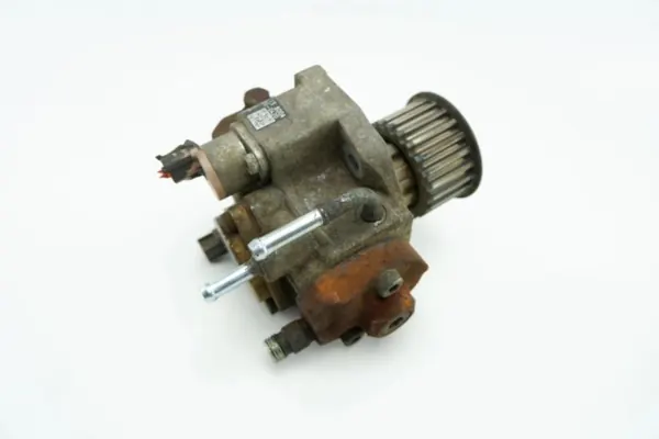 Mazda 6 I 2.0 D inspuitpomp OEM RF7J 13800A image 5