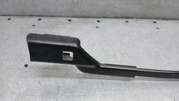 Right Wiper Arm VW Passat B6 2.0TDI 05-10 Sedan 3C1955410B image 2