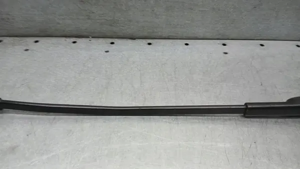 Right Wiper Arm VW Passat B6 2.0TDI 05-10 Sedan 3C1955410B image 3