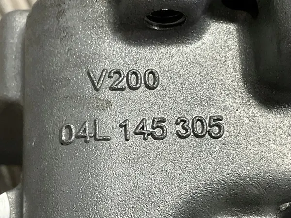 Olje pump Skoda Octavia Mk3 2013 04L145305 image 6